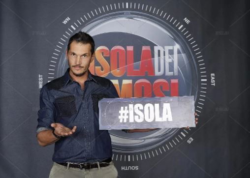 ‘Isola 14’, sarà Alvin a prendere il posto di Stefano De Martino come inviato? E tra i papabili naufraghi spunta un chiacchierato ex gieffino… preview