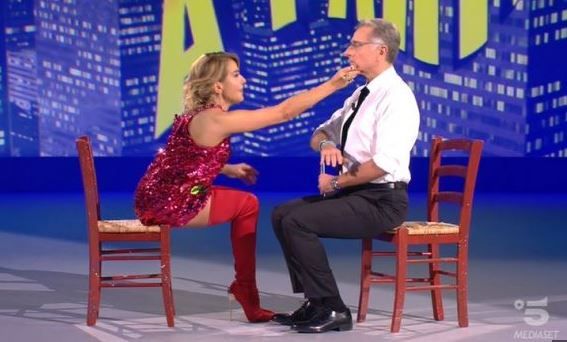 ‘Scherzi a Parte’, buon esordio per Paolo Bonolis. E lo scherzo a Barbara D’Urso spopola sul web! preview