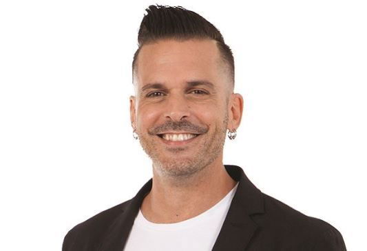 ‘Gf Vip 3’, Enrico Silvestrin commenta il reality: “È un programma televisivo che non sta avendo tanto successo. Non produce sufficienti contenuti per essere interessante!” preview