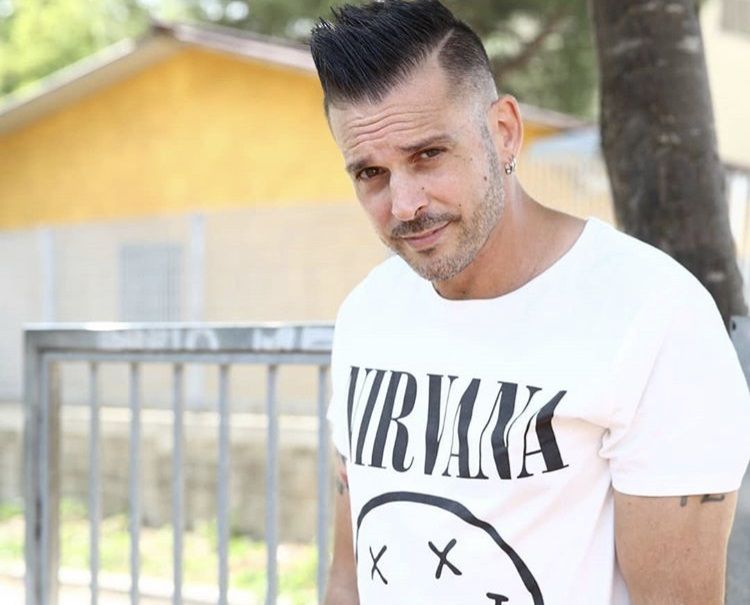 ‘Gf Vip 3’, Enrico Silvestrin al vetriolo contro gli autori ed alcuni dei suoi ex compagni: “È evidente che ci siano dei preferiti! Vinceranno Le Donatella perché…” preview