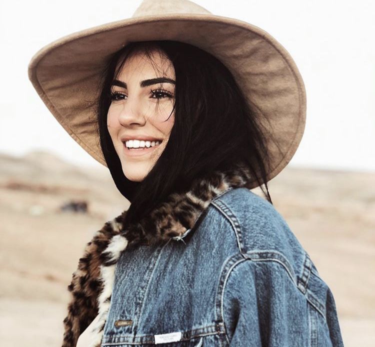 ‘Uomini e Donne’, Giulia De Lellis professoressa universitaria per un giorno! (Video) preview