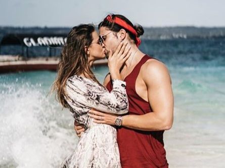 ‘Uomini e Donne’, Luca Onestini e Ivana Mrazova festeggiano 11 mesi d’amore tra le meraviglie dell’Africa! (Foto e Video) preview