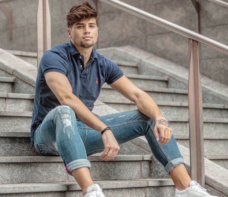 ‘Uomini e Donne, flirt nell’aria tra Niccolò Bettarini e Carolina Schiavi? (Video) preview