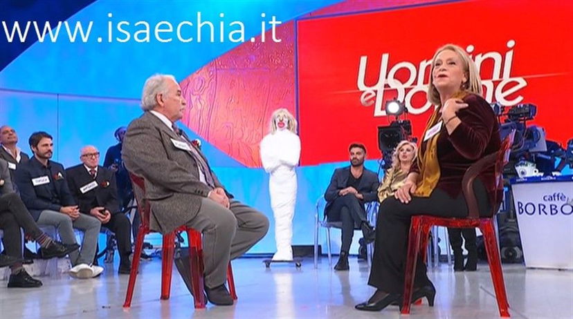 ‘Uomini e Donne’: l’opinione di Chia sulla puntata del Trono over del 19/11/18 preview