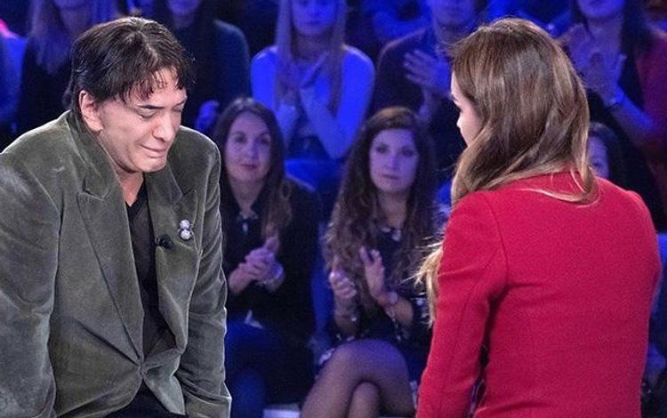‘Verissimo’, Ivan Cattaneo shock: “Da giovane mi hanno mandato in un ospedale psichiatrico per curare la mia omosessualità”. E rivela chi vorrebbe come vincitore del ‘Gf Vip 3’ … preview