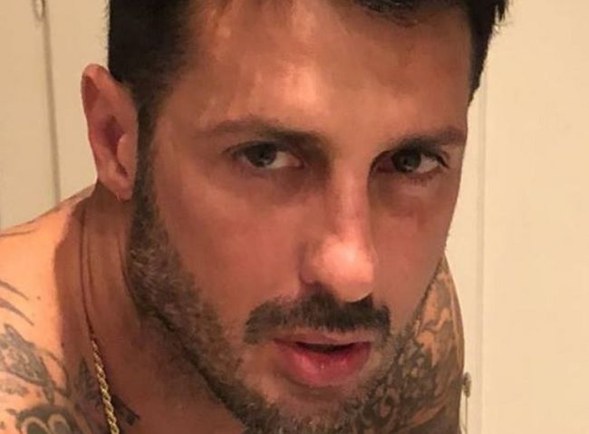 Fabrizio Corona inaugura il suo web magazine ‘The King’ pubblicando i messaggi privati di Asia Argento: “Ora parlo io!” preview