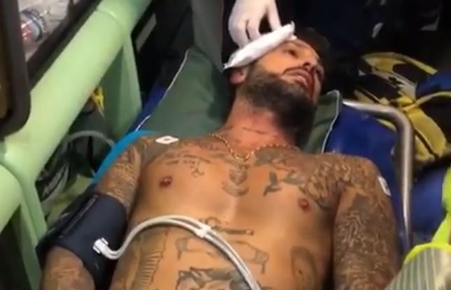 Fabrizio Corona, un testimone svela cosa è successo davvero l’altra notte quando degli spacciatori l’hanno aggredito a Milano preview