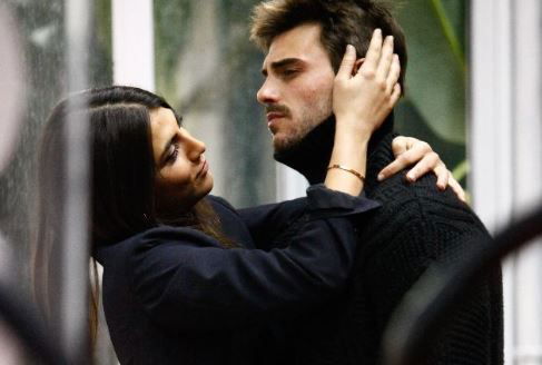 ‘Gf Vip 3’, procede a gonfie vele la storia d’amore tra Giulia Salemi e Francesco Monte (Video) preview