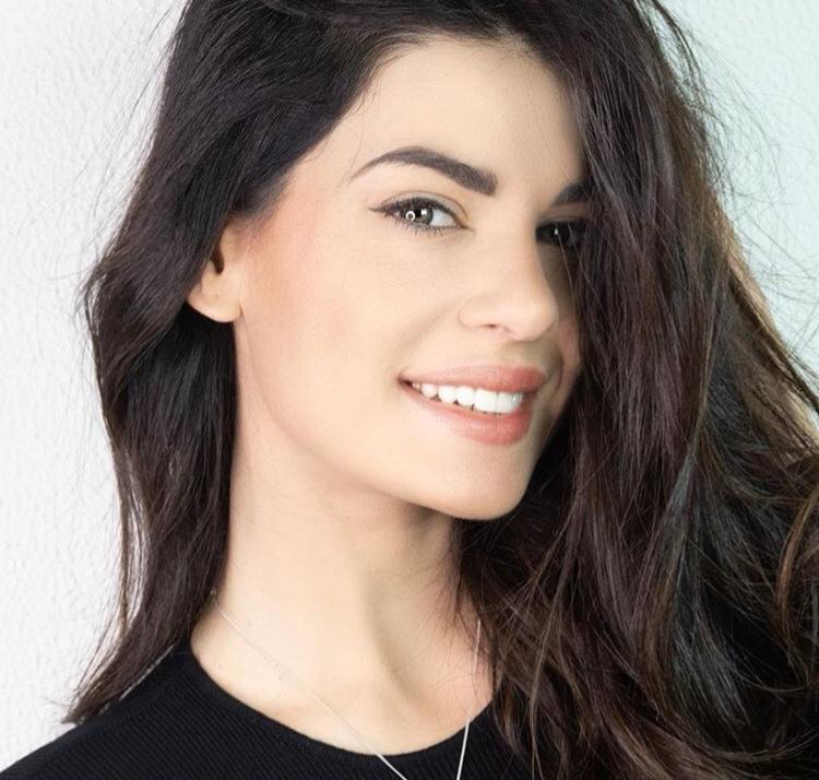 ‘Grande Fratello’, Mary Falconieri a a sorpresa rivela: “Mi hanno proposto sia ‘Temptation Island’ che ‘Uomini e Donne’ ma ho detto di no! Se invece mi chiamassero per l”Isola’…” preview