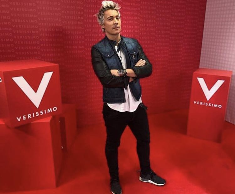 ‘Verissimo’, Andrea Mainardi sulla sua compagna Anna: “Nella Casa nascono delle paranoie, ma una volta uscito ci siamo guardati negli occhi ed è svanito tutto!” preview