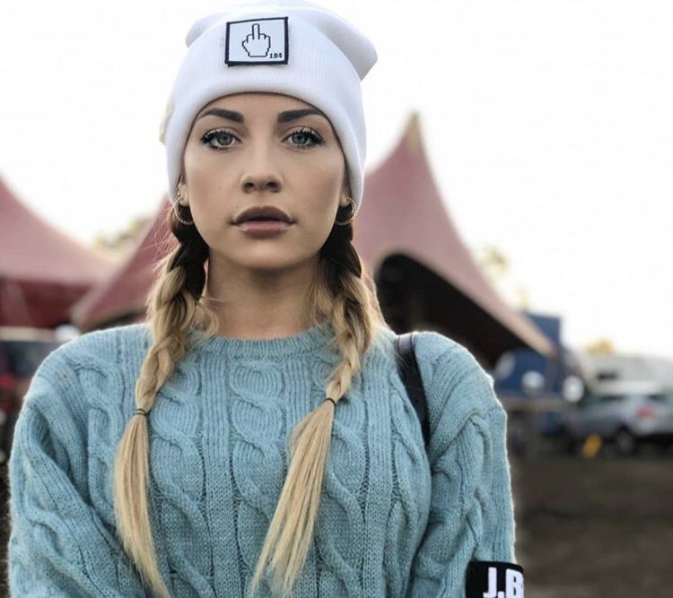 ‘Grande Fratello 14’, dopo Alessandro Calabrese la siciliana Lidia Vella ritrova l’amore: ecco chi è il nuovo fidanzato! preview