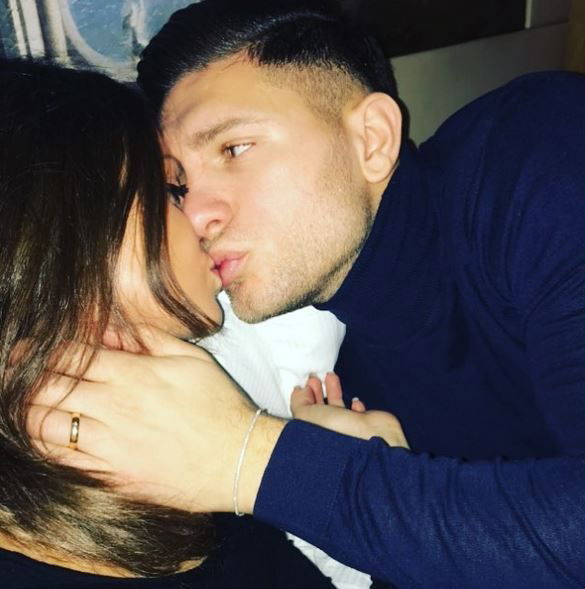 ‘Christmas In Love’: la storia di Teresa Cilia e Salvatore Di Carlo preview