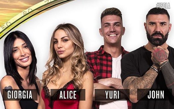 ‘Saranno Isolani’, tra i 4 finalisti in partenza per l’Honduras anche una persona molto gradita a Silvio Berlusconi: il retroscena svelato da Dagospia preview