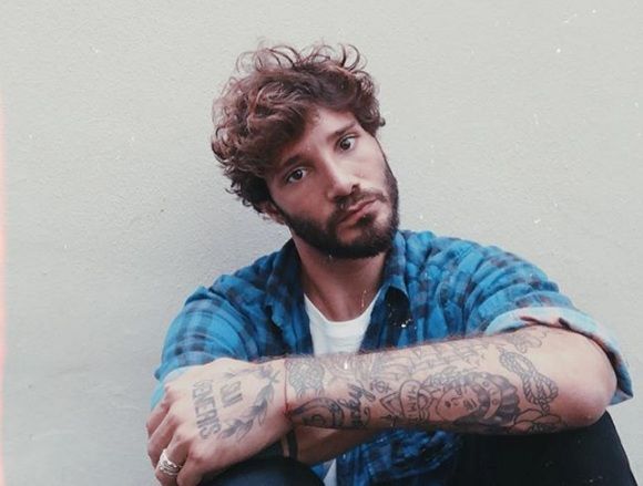 Stefano De Martino sbarca in prima serata: ecco quale programma condurrà! preview