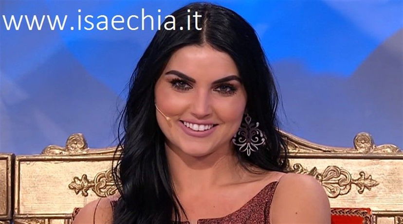 ‘Uomini e Donne’, venerdì in onda la scelta di Teresa Langella: le foto inedite del weekend in villa (spunta anche Gemma Galgani!) preview
