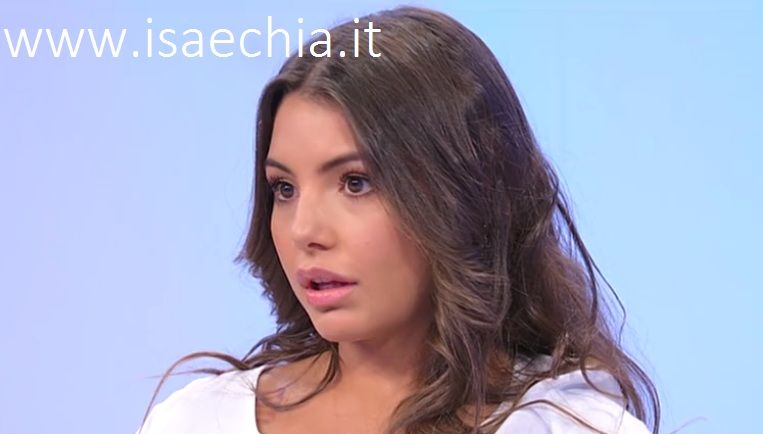 ‘Uomini e Donne’, dopo la non scelta di Andrea Cerioli, Federica Spano ha trovato l’amore? (Foto) preview