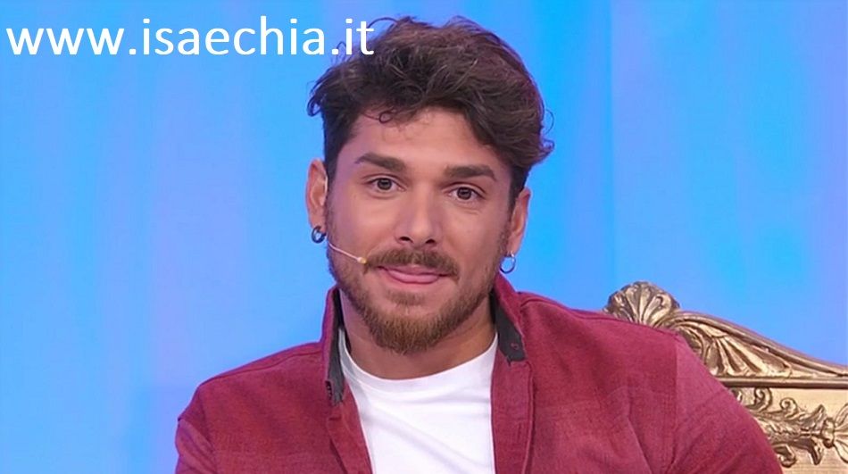 ‘Uomini e Donne’: l’opinione di Chia sulla puntata del Trono classico del 25/01/19 article-post