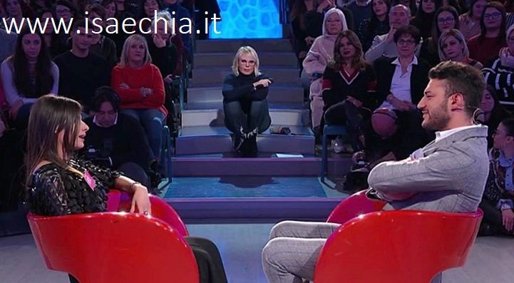 Auditel ‘Uomini e Donne’: vince la finta scelta di Lorenzo Riccardi! E a sorpresa la puntata meno vista è… article-post