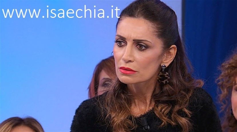 ‘Trono over’, Barbara De Santi rivela: “Da quando è finita la mia storia con Roberto Acurzio e lui ha lasciato il programma mi tempesta di messaggi, scrive che mi pensa, io però…” preview