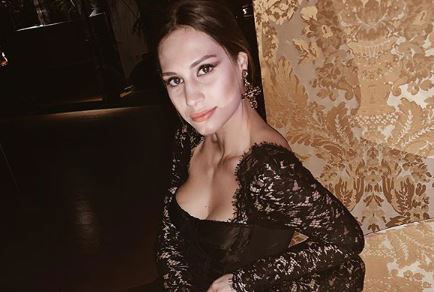 ‘Uomini e Donne’, Beatrice Valli intervistata dal ‘Corriere della Sera’ si racconta come influencer e come mamma. E sulle foto dei figli sui social afferma che… article-post