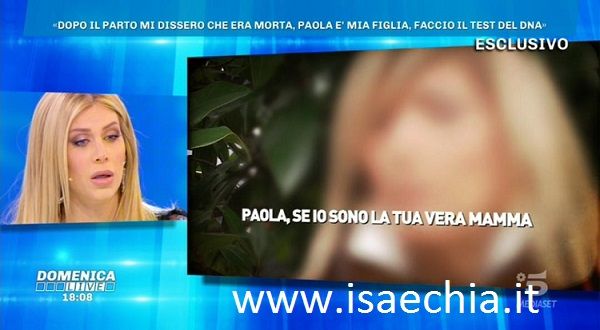 ‘Domenica Live’, Paola Caruso ascolta per la prima volta le parole della sua presunta madre biologica! article-post