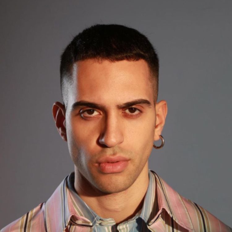 ‘Sanremo 2019’, Mahmood a ‘Chi’: “Non ho scritto io il regolamento, non posso sentirmi in colpa per aver vinto.“ E sulla sua vita sentimentale… preview