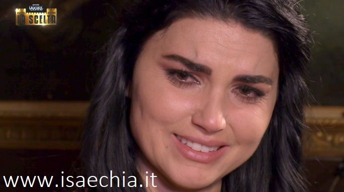 ‘Uomini e Donne’, le reazioni dei volti noti alla scelta di Teresa Langella! preview