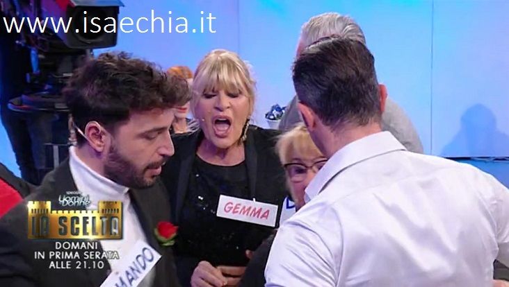 ‘Uomini e Donne’: l’opinione di Isa sulla puntata del Trono over del 28/02/19 preview