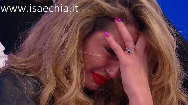 ‘Uomini e Donne’: l’opinione di Isa sulla puntata del Trono over del 5/02/19 preview