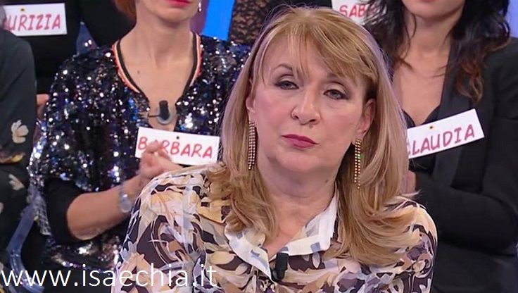 ‘Trono Over’, dopo essere stata cacciata da Maria De Filippi arriva la reazione social dell’ex dama Claire Turotti! preview