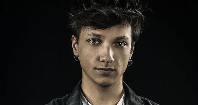 ‘Sanremo 2019’, Ultimo ammette di aver provato a partecipare ad ‘Amici’ e ‘X Factor’: “La pecca dei talent è che danno troppo spazio all’interpretazione e poco a chi è autore”. E sull’ex fidanzata… preview