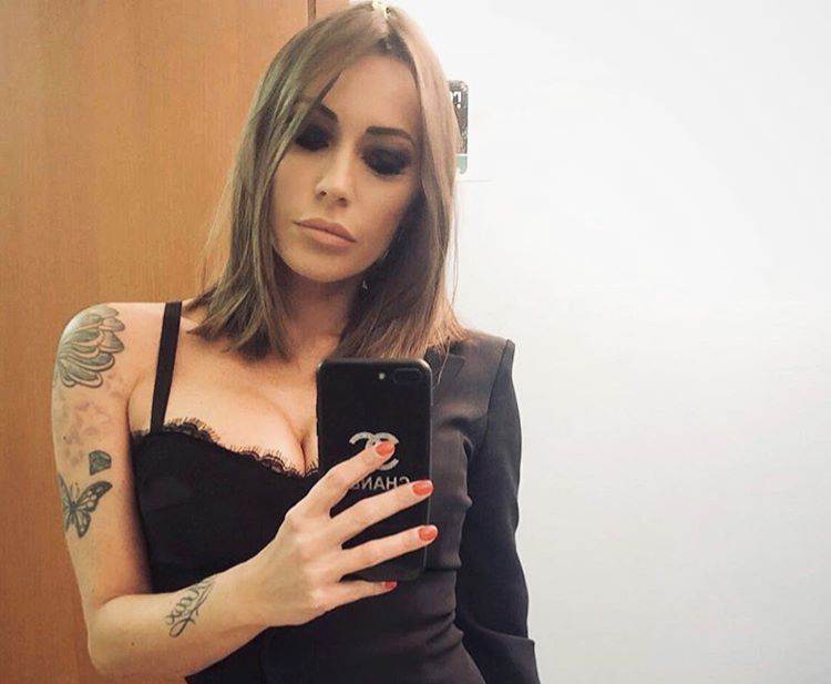 Karina Cascella sogna un programma in prima serata: “Ho tutte le carte in regola, purtroppo lavorano sempre le stesse persone” preview