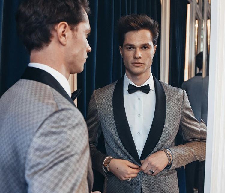 Marco Cartasegna dimentica definitivamente la sua ex Soleil Sorge, parla del suo nuovo progetto social e svela qual è l’unico reality al quale parteciperebbe! preview