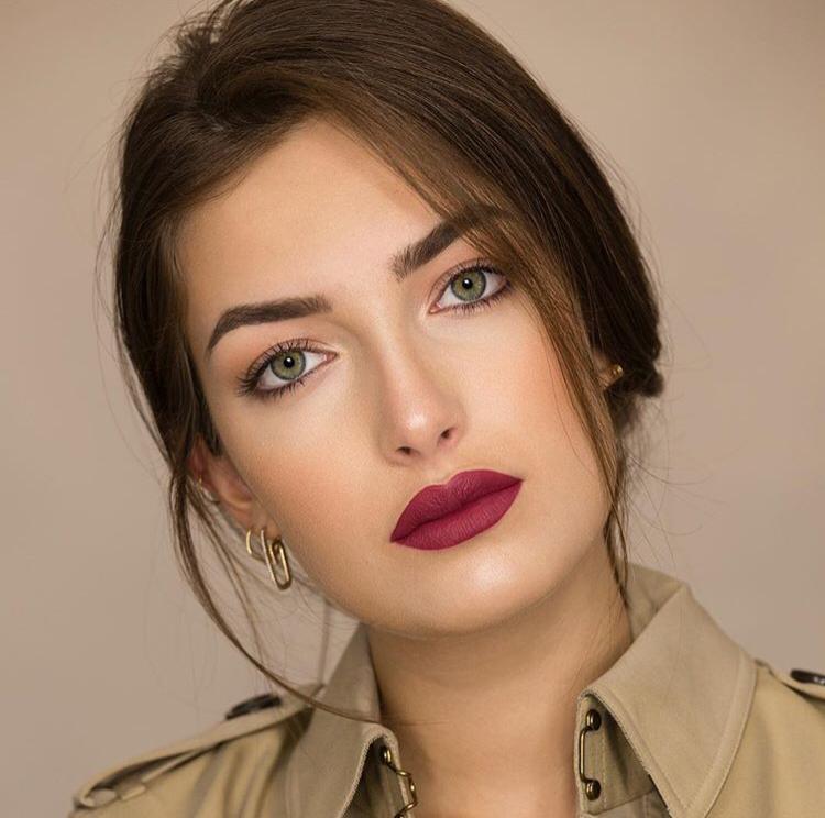 Uomini e Donne’, a Nilufar Addati vengono attribuiti due presunti flirt (con volti già noti) ma lei sbotta: “Siete abituati al gossip becero e marcio spiattellato ovunque!” article-post