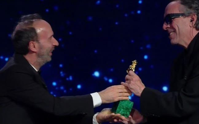 ‘David di Donatello 2019’, incetta di statuette per Dogman. Standing Ovation per Roberto Benigni che premia Tim Burton. E i premi come miglior attore e miglior attrice protagonista vanno a… preview