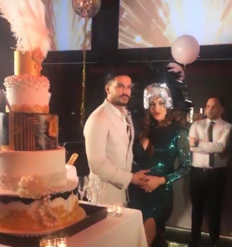 ‘Uomini e Donne’, Rosa Perrotta compie 30 anni: i festeggiamenti in stile ‘Grande Gatsby’! preview