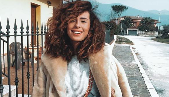 ‘Uomini e Donne’, Sara Affi Fella risponde ai fan e svela perché non pubblica sui social foto con il nuovo fidanzato preview