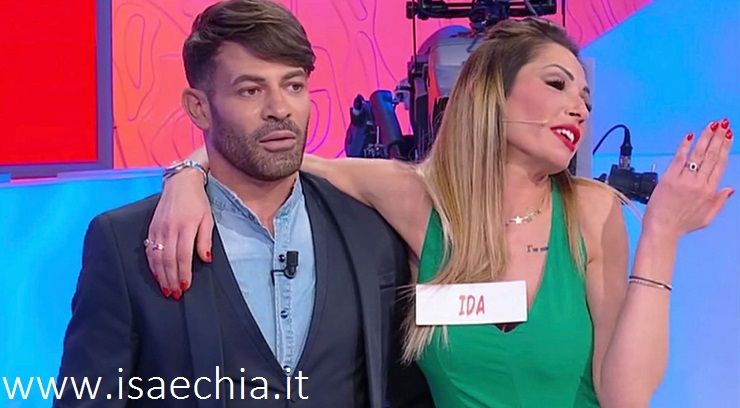 ‘Uomini e Donne’: l’opinione di Isa sulla puntata del Trono over del 5/03/19 preview