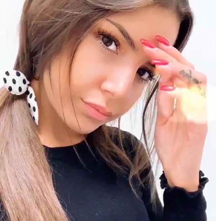 ‘Uomini e Donne’, Federica Spano rivela cosa pensa di Andrea Cerioli e Arianna Cirrincione. E a proposito di un ipotetico trono… preview