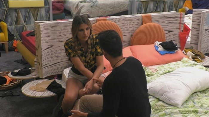 ‘Gf 16’, aspro confronto tra Gianmarco Onestini e Ivana Icardi, ma poi… (Video) preview