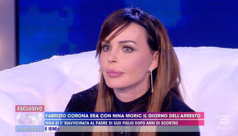 Nina Moric a ‘Live – Non è la D’Urso’ parla del rapporto con Fabrizio Corona e si scontra duramente con Karina Cascella: “Non accetto la morale da una che si è svenduta per andare sul trono di ‘Uomini e Donne’!” preview