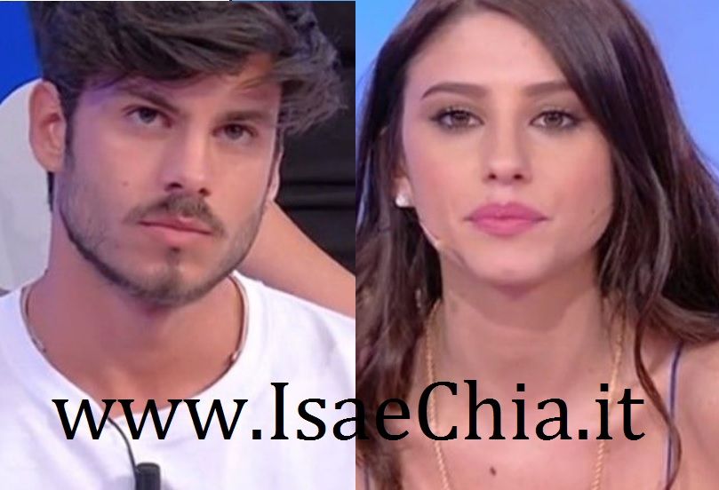 ‘Uomini e Donne’, Angela Nasti e Luca Daffrè si sentono al di fuori della trasmissione? Ignazio Moser si lascia sfuggire una frase ma poi arriva il chiarimento! (Video) preview