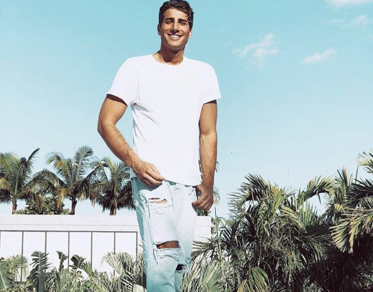 Nicolò Ferrari non è più single? Le dichiarazioni a ‘Spy’ sulla possibilità di vederlo sul trono di ‘Uomini e Donne’ preview