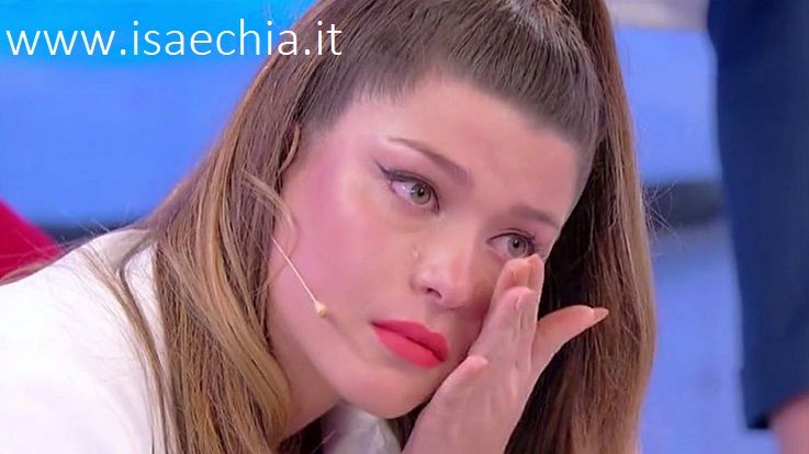 ‘Uomini e Donne’: l’opinione di Isa sulla puntata del Trono classico del 18/04/19 preview