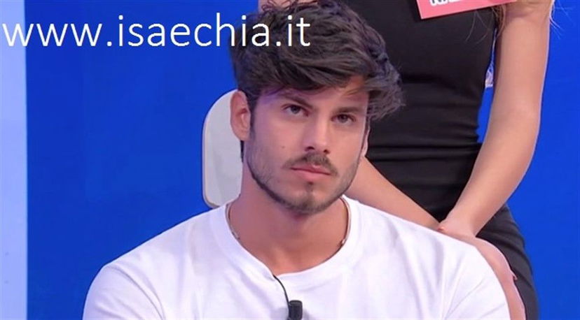 ‘Uomini e Donne’, Luca Daffrè: “Non voglio più storie banali ma relazioni serie, e spero che Angela Nasti stia cercando lo stesso!”. E a proposito dei suoi rivali… preview