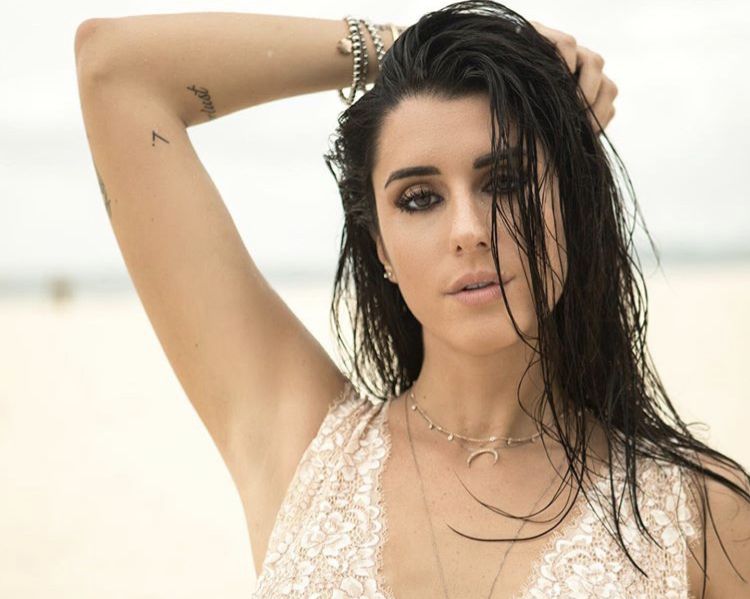 ‘Gf 16’, i ragazzi affrontano il tema delle adozioni per le coppie gay. Valentina Vignali: “Credo nella famiglia con la madre donna e il padre uomo” preview