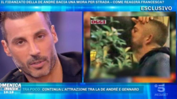 ‘Domenica Live’, Barbara D’Urso mostra le foto del fidanzato di Francesca De Andrè che bacia un’altra donna: i videomessaggi di Daniele Interrante e Guendalina Canessa! preview