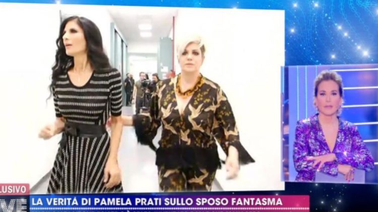 Pamela Prati gate, Manuela Villa racconta cosa le ha detto la showgirl dietro le quinte di ‘Live – Non è la D’Urso’ preview