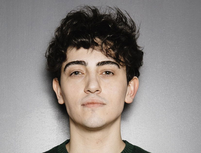 Michele Bravi, parla il suo avvocato: “Sta male, basta fake news sulle dinamiche dell’incidente” preview