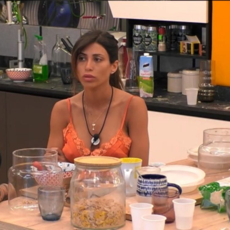 ‘Gf 16’, tutti contro Mila Suarez: ecco cosa sta succedendo! preview